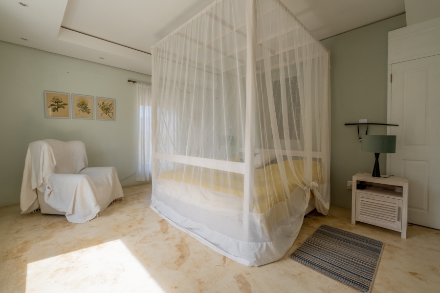 5 Bedroom Property for Sale in Mcgregor Western Cape